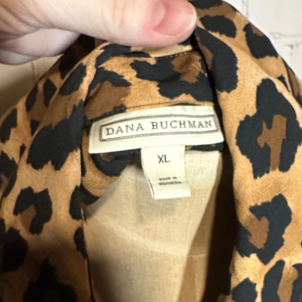 Dana Buchman Animal Print Button Up Long Sleeve Top - Picture 2 of 5